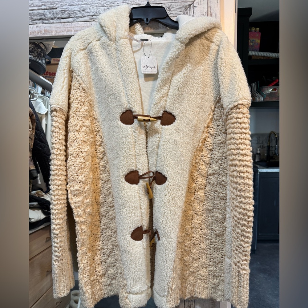 NWT, Free People plush fleece sweater jacket size small